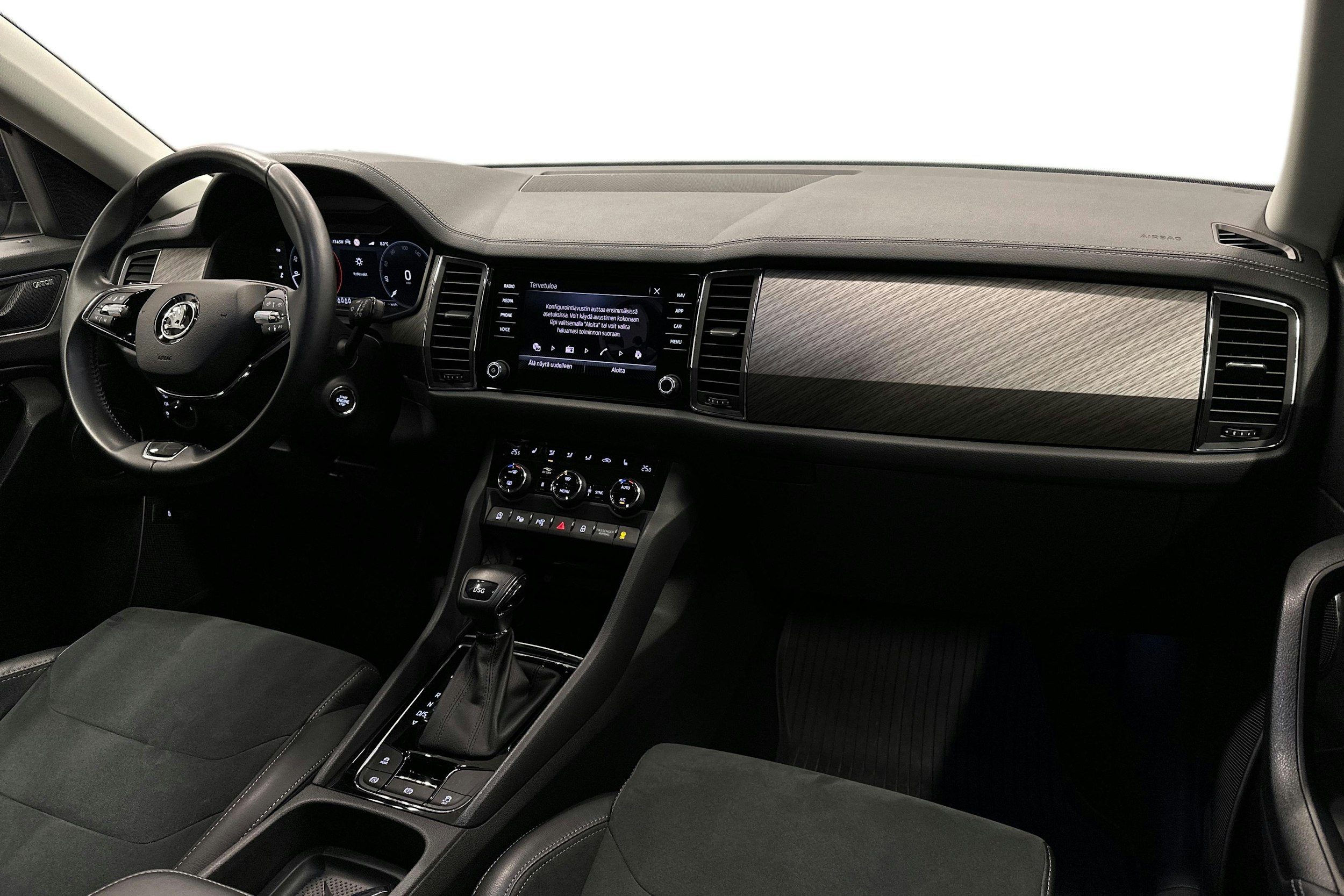 musta Skoda Kodiaq 2022 kuva 9.