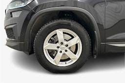 musta Skoda Kodiaq 2022 kuva 11.