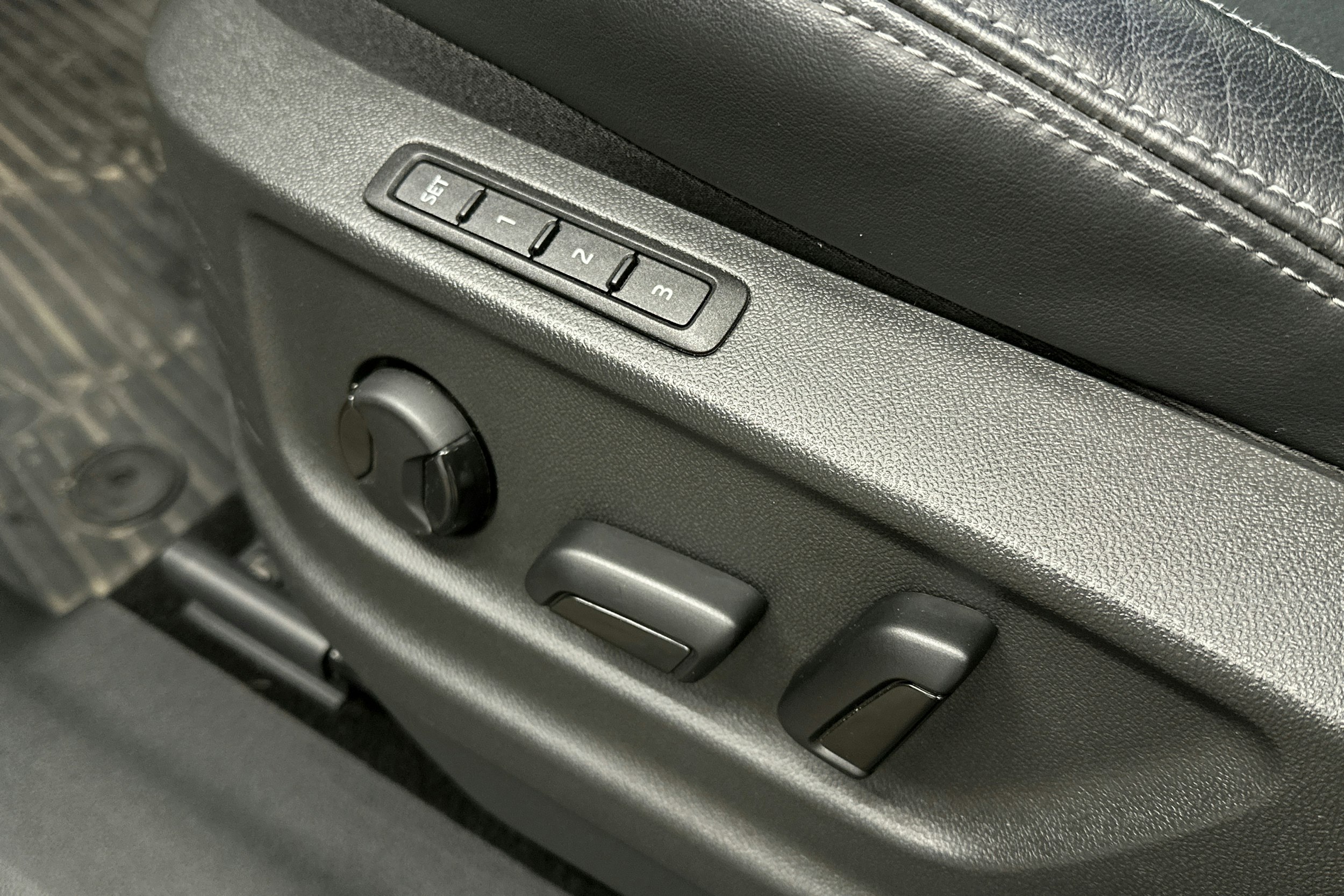 musta Skoda Kodiaq 2022 kuva 17.