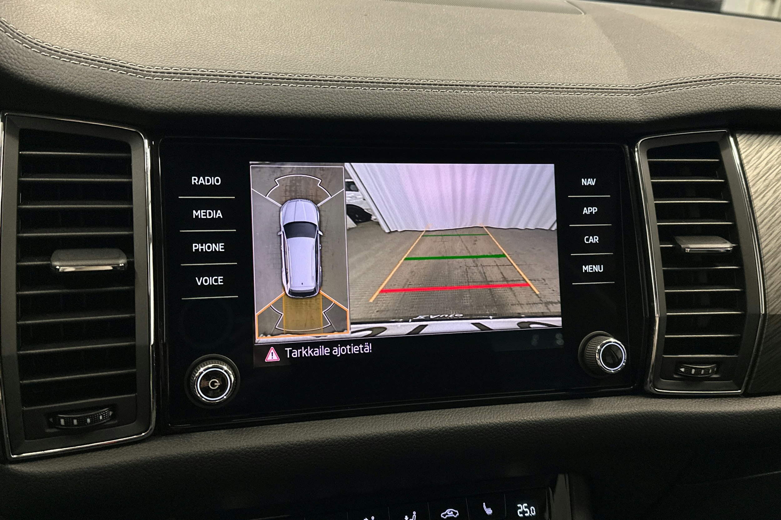 musta Skoda Kodiaq 2022 kuva 29.