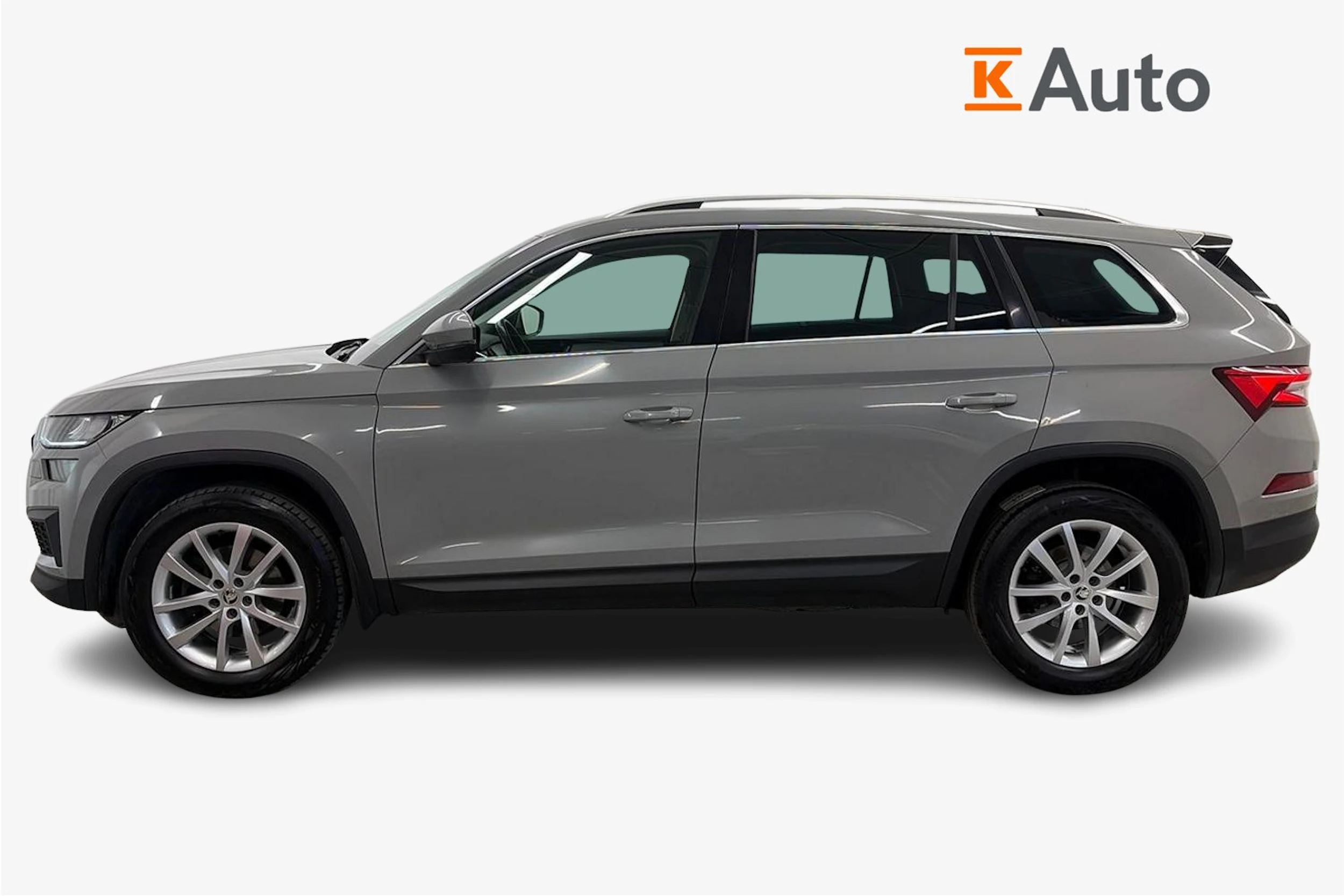 harmaa Skoda Kodiaq 2022 kuva 7.