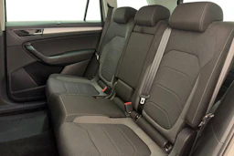 harmaa Skoda Kodiaq 2022 kuva 11.