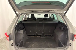 harmaa Skoda Kodiaq 2022 kuva 15.