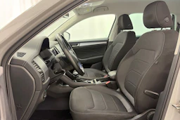 harmaa Skoda Kodiaq 2022 kuva 17.