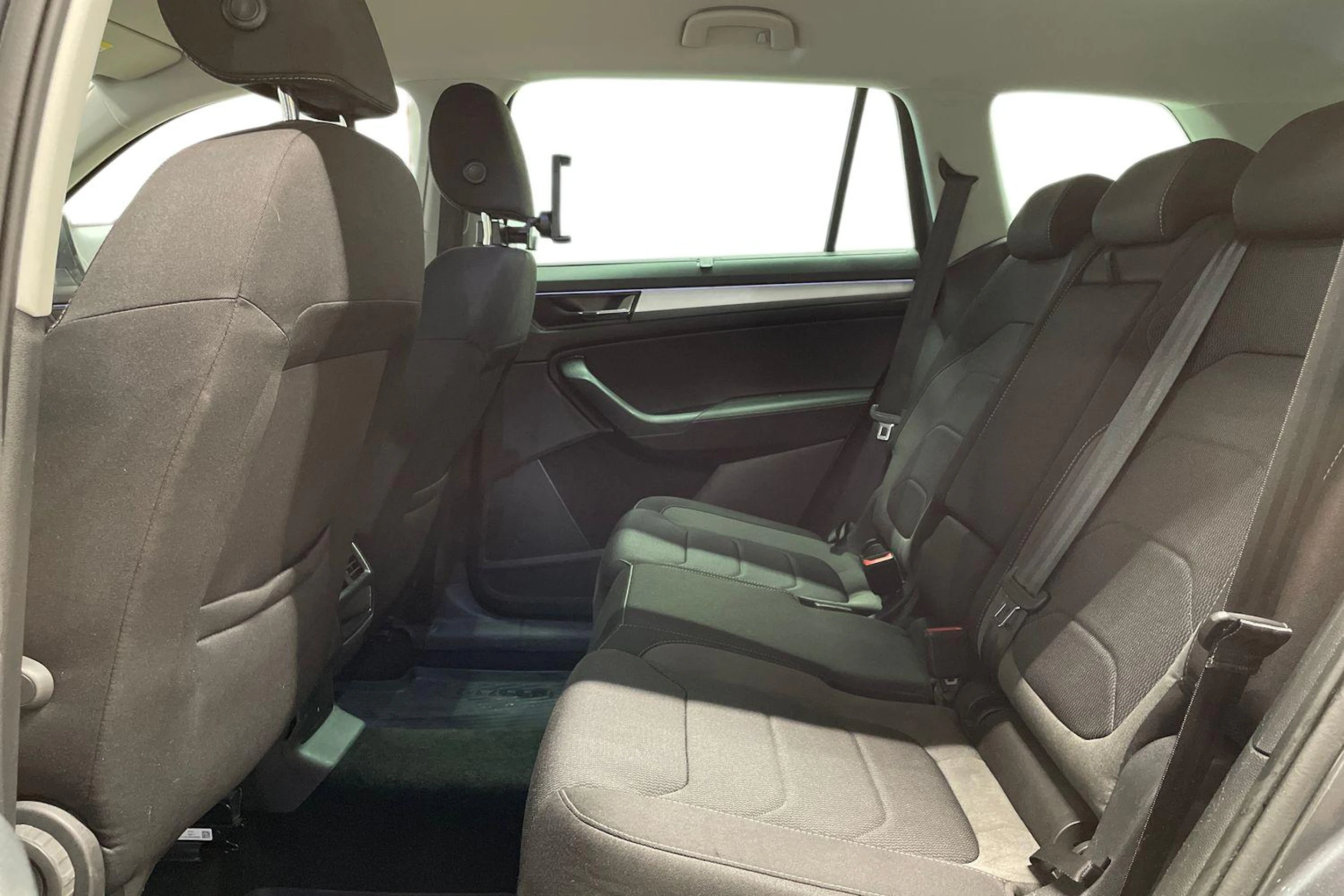 harmaa Skoda Kodiaq 2022 kuva 8.