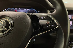 harmaa Skoda Kodiaq 2022 kuva 22.