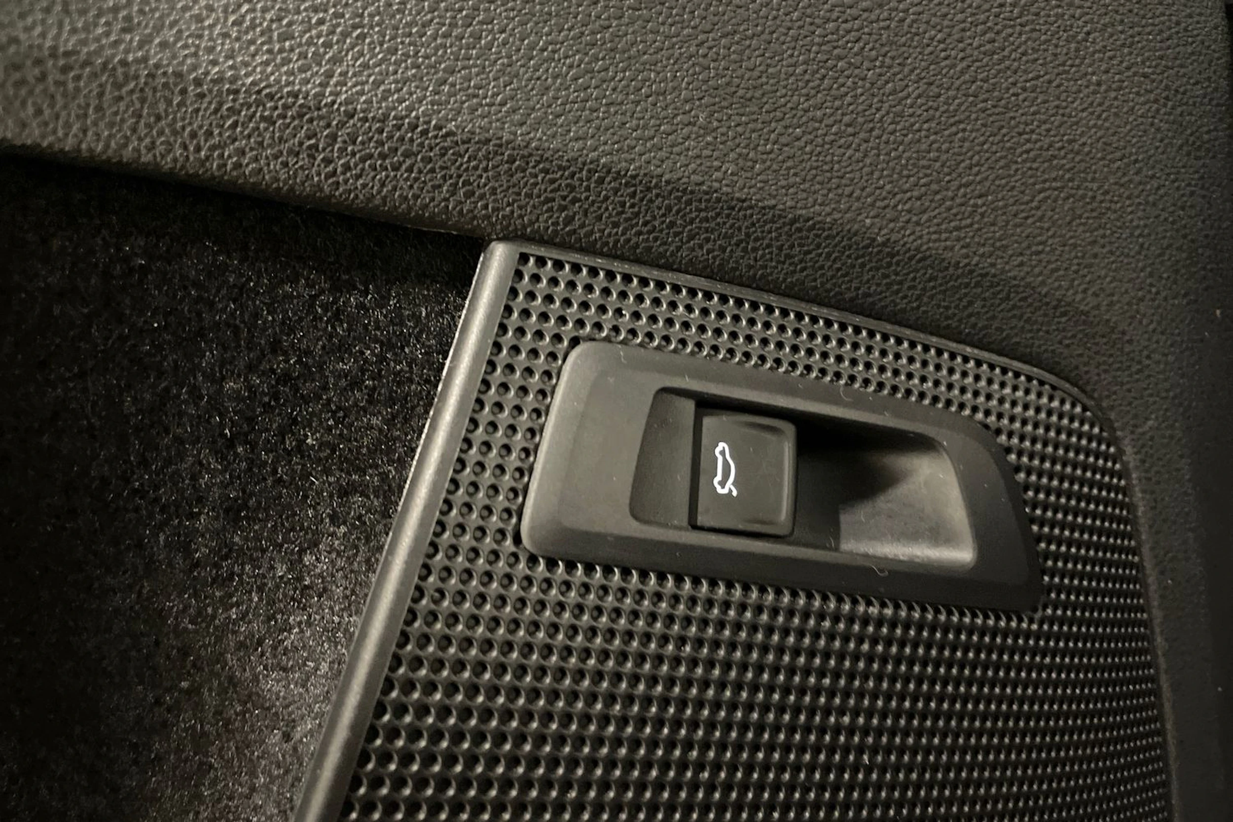 harmaa Skoda Kodiaq 2022 kuva 23.
