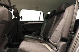 harmaa Skoda Kodiaq 2022 kuva 10.