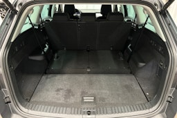 harmaa Skoda Kodiaq 2022 kuva 15.