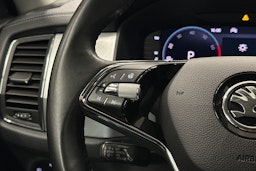 harmaa Skoda Kodiaq 2022 kuva 20.