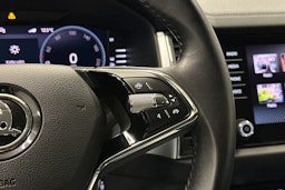 harmaa Skoda Kodiaq 2022 kuva 21.