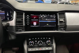 sininen Skoda Kodiaq 2022 kuva 22.