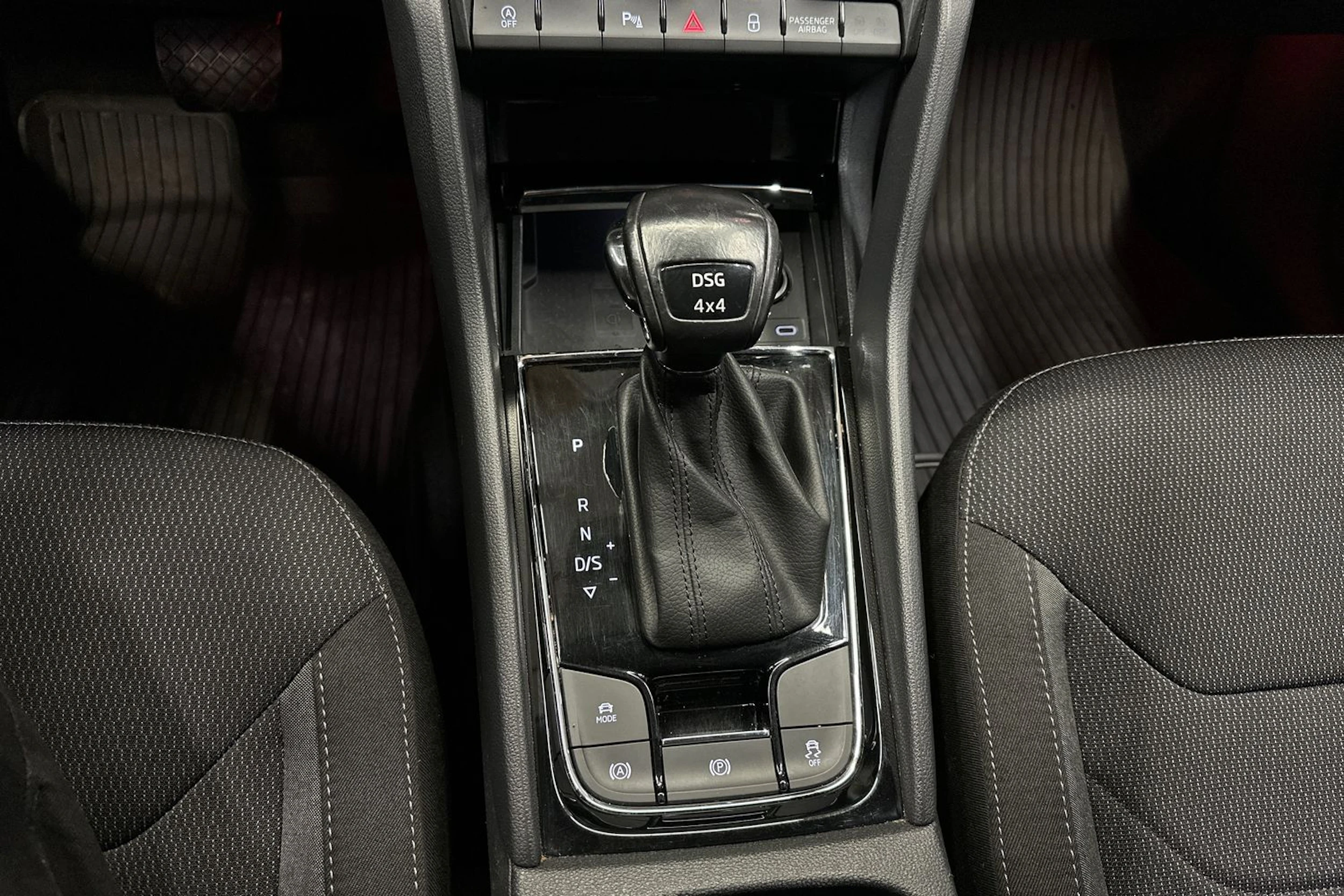 sininen Skoda Kodiaq 2022 kuva 23.