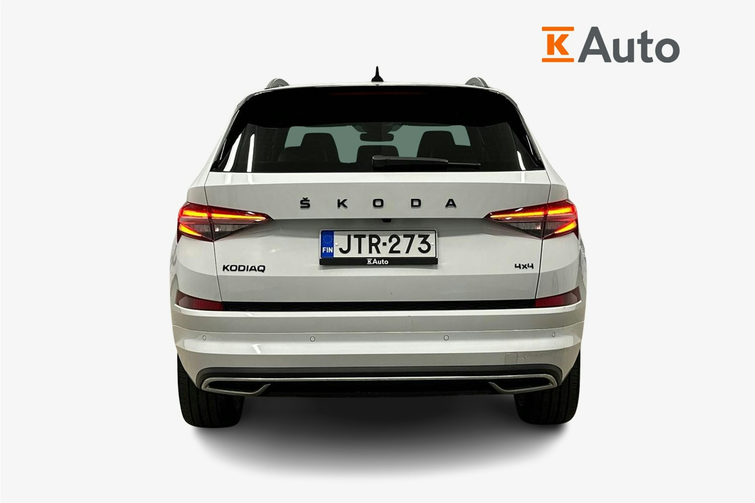 valkoinen Skoda Kodiaq 2022 kuva 3.