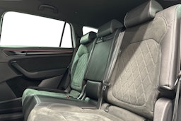 valkoinen Skoda Kodiaq 2022 kuva 8.