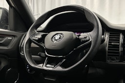valkoinen Skoda Kodiaq 2022 kuva 15.
