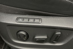 valkoinen Skoda Kodiaq 2022 kuva 16.