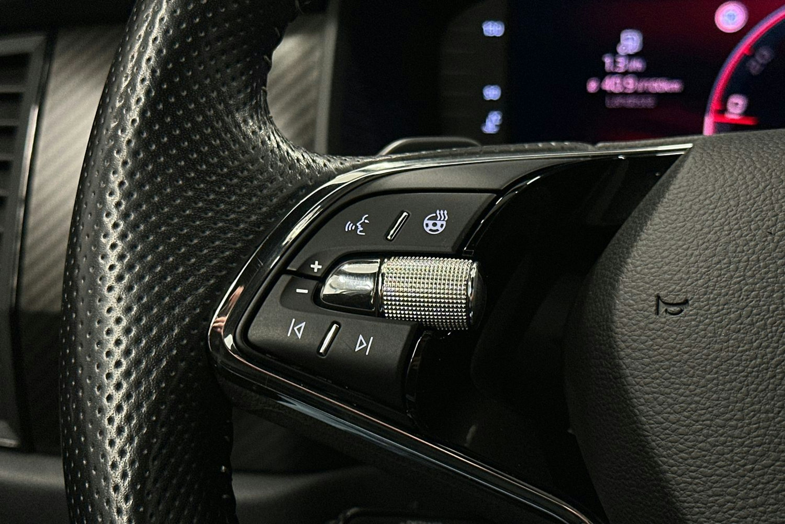 valkoinen Skoda Kodiaq 2022 kuva 20.