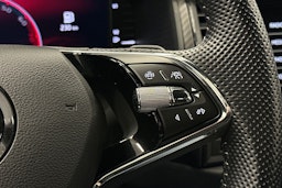 valkoinen Skoda Kodiaq 2022 kuva 21.