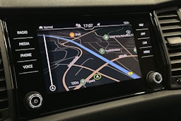 valkoinen Skoda Kodiaq 2022 kuva 24.