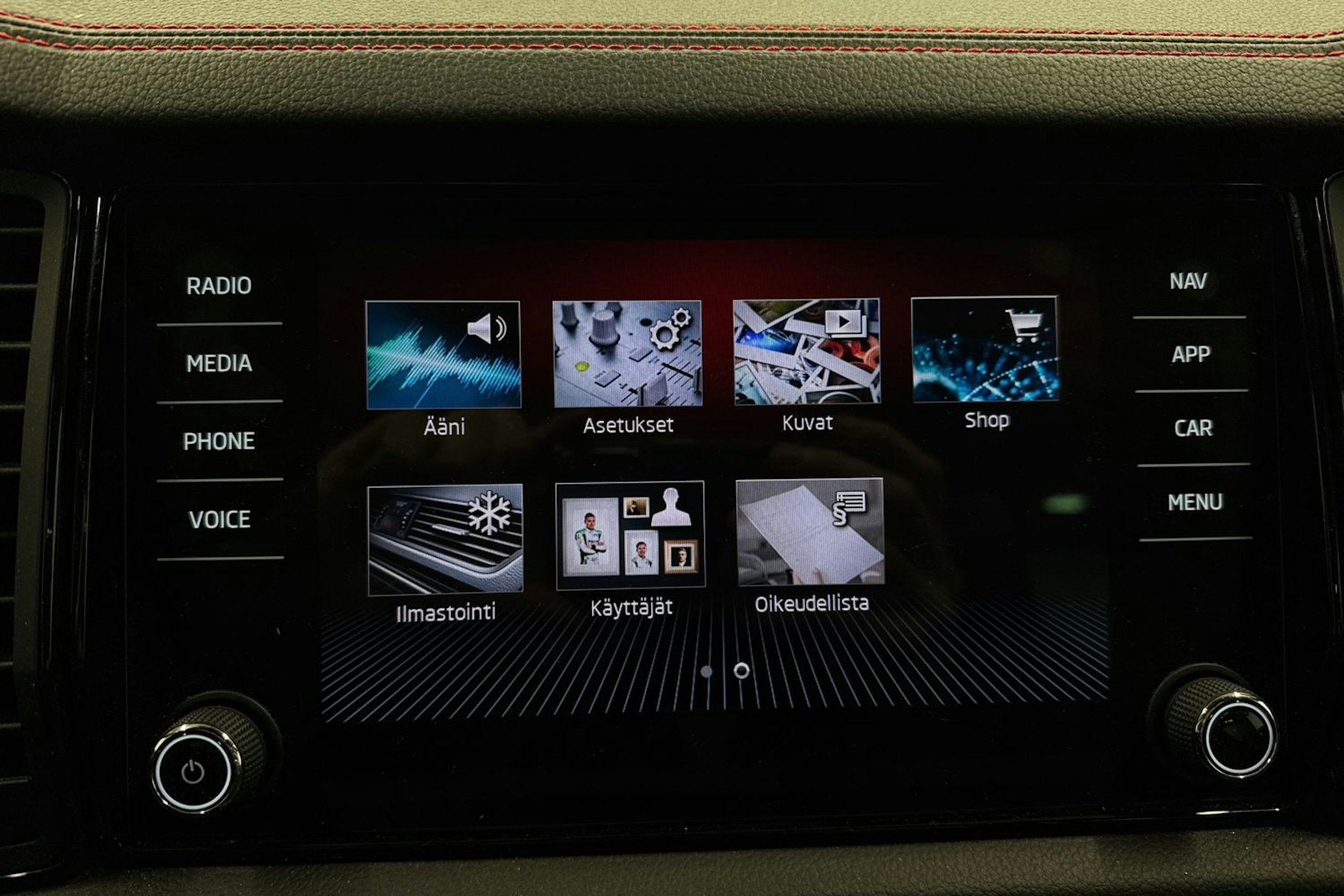 musta Skoda Kodiaq 2022 kuva 23.