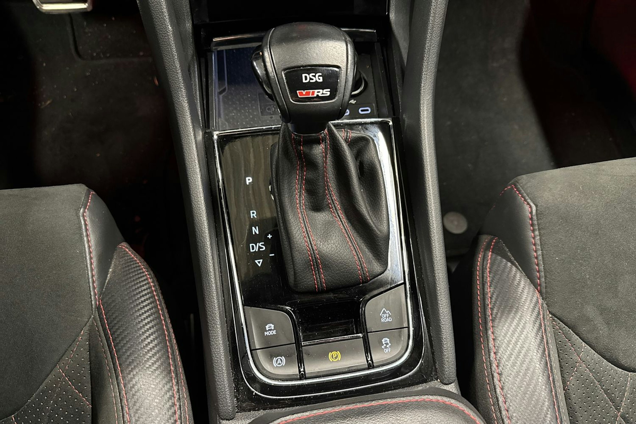 musta Skoda Kodiaq 2022 kuva 26.