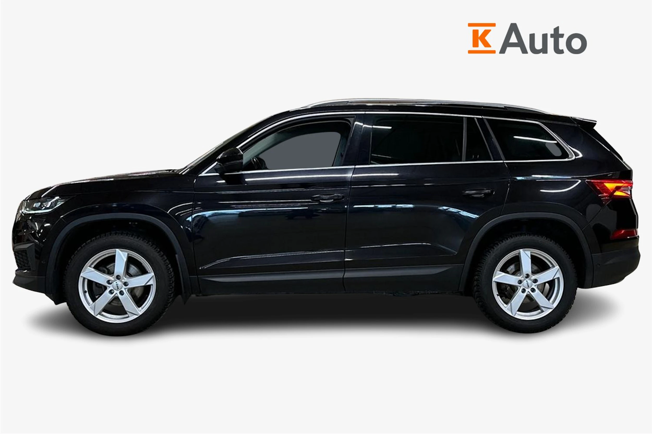 musta Skoda Kodiaq 2022 kuva 5.