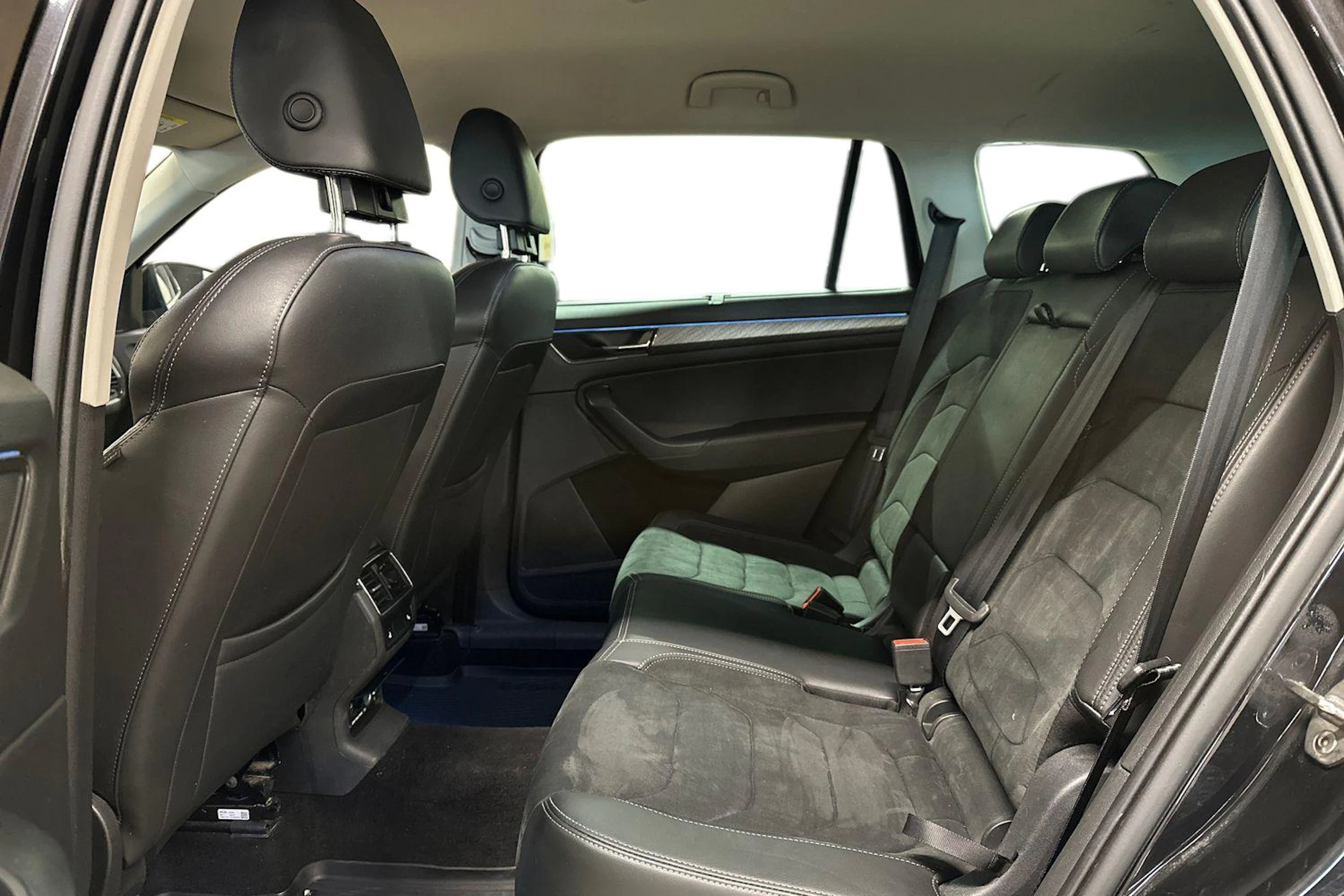 musta Skoda Kodiaq 2022 kuva 8.