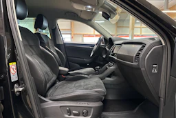 musta Skoda Kodiaq 2022 kuva 11.