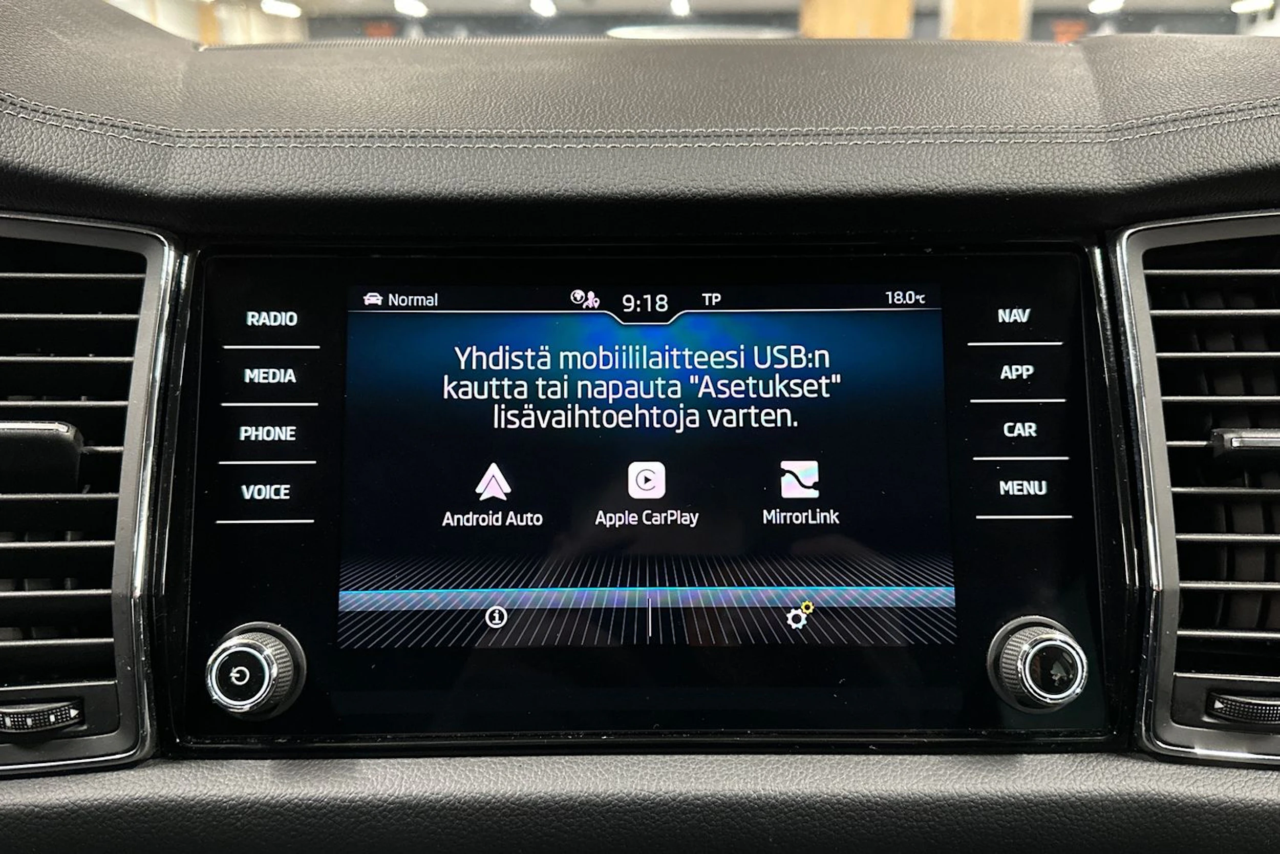 musta Skoda Kodiaq 2022 kuva 20.