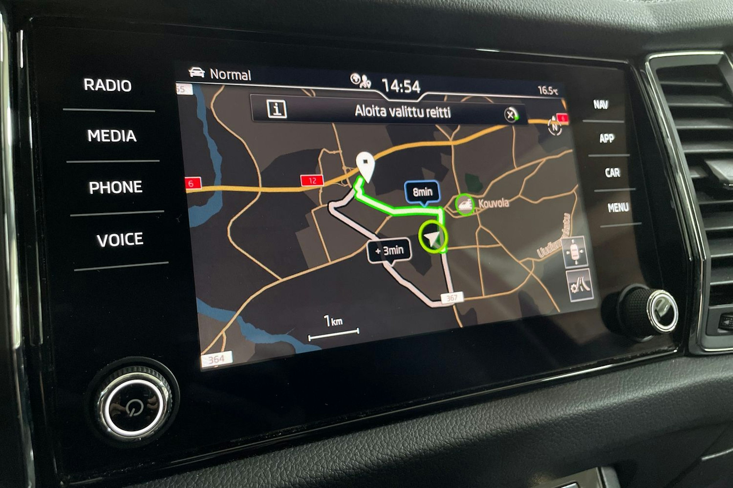 musta Skoda Kodiaq 2022 kuva 26.