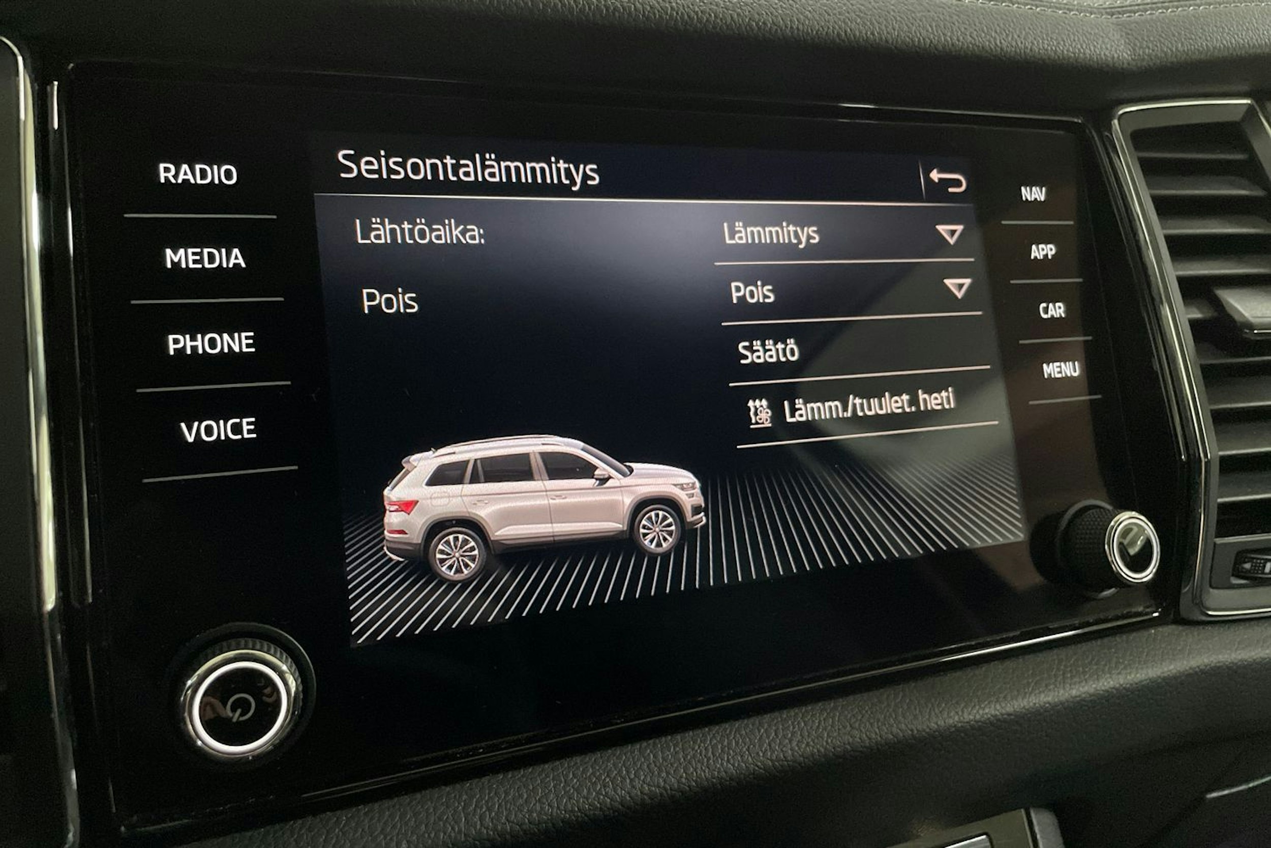 musta Skoda Kodiaq 2022 kuva 28.