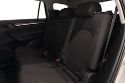 harmaa Skoda Kodiaq 2022 kuva 40.