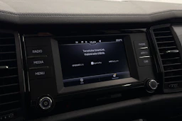 harmaa Skoda Kodiaq 2022 kuva 50.