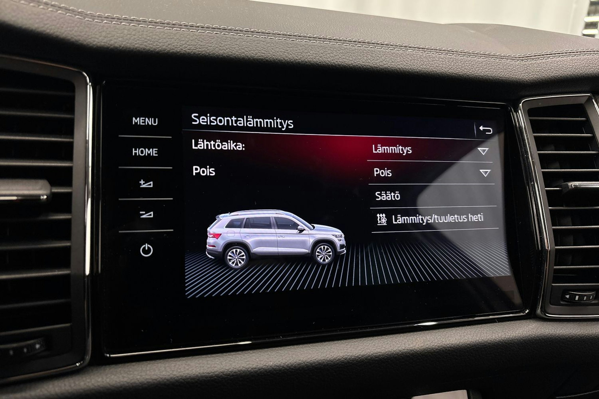 valkoinen Skoda Kodiaq 2022 kuva 30.