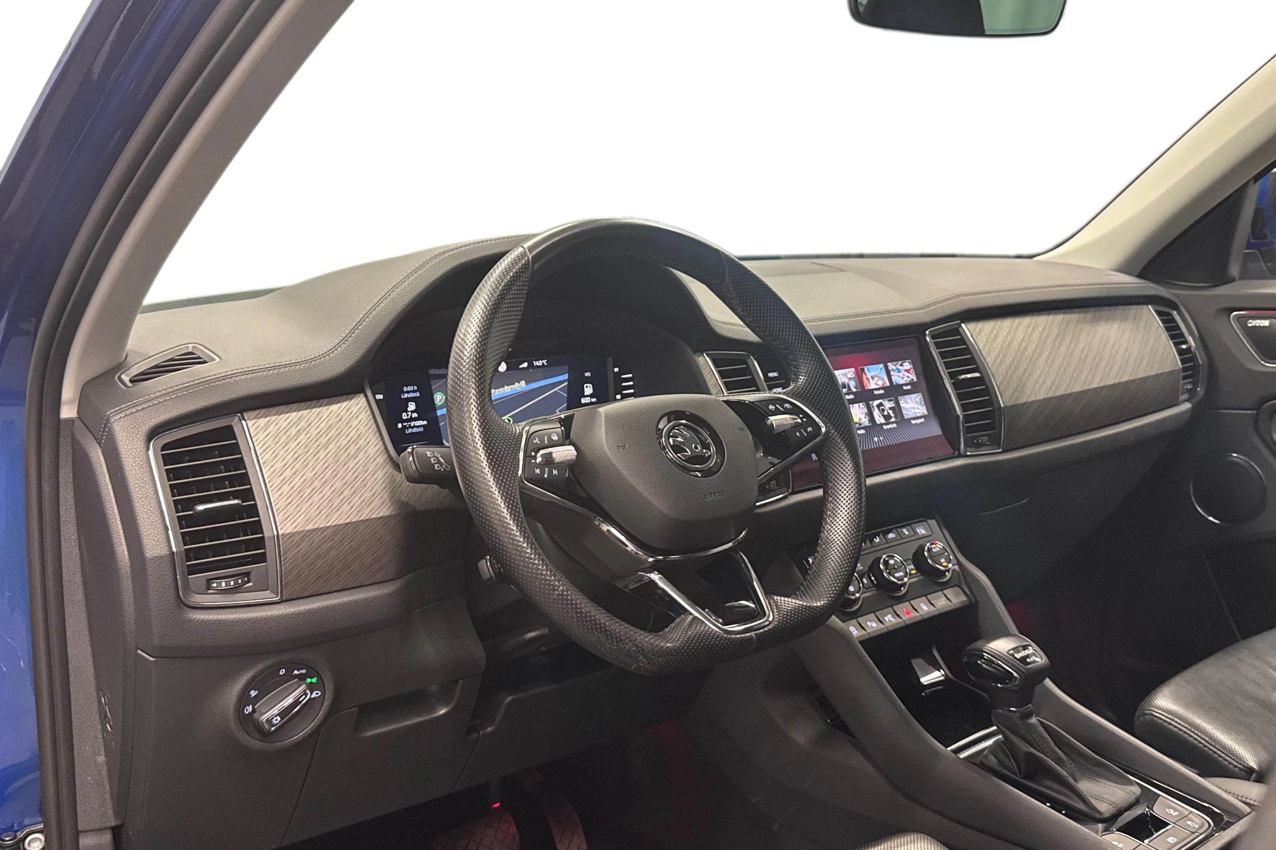 sininen Skoda Kodiaq 2022 kuva 8.
