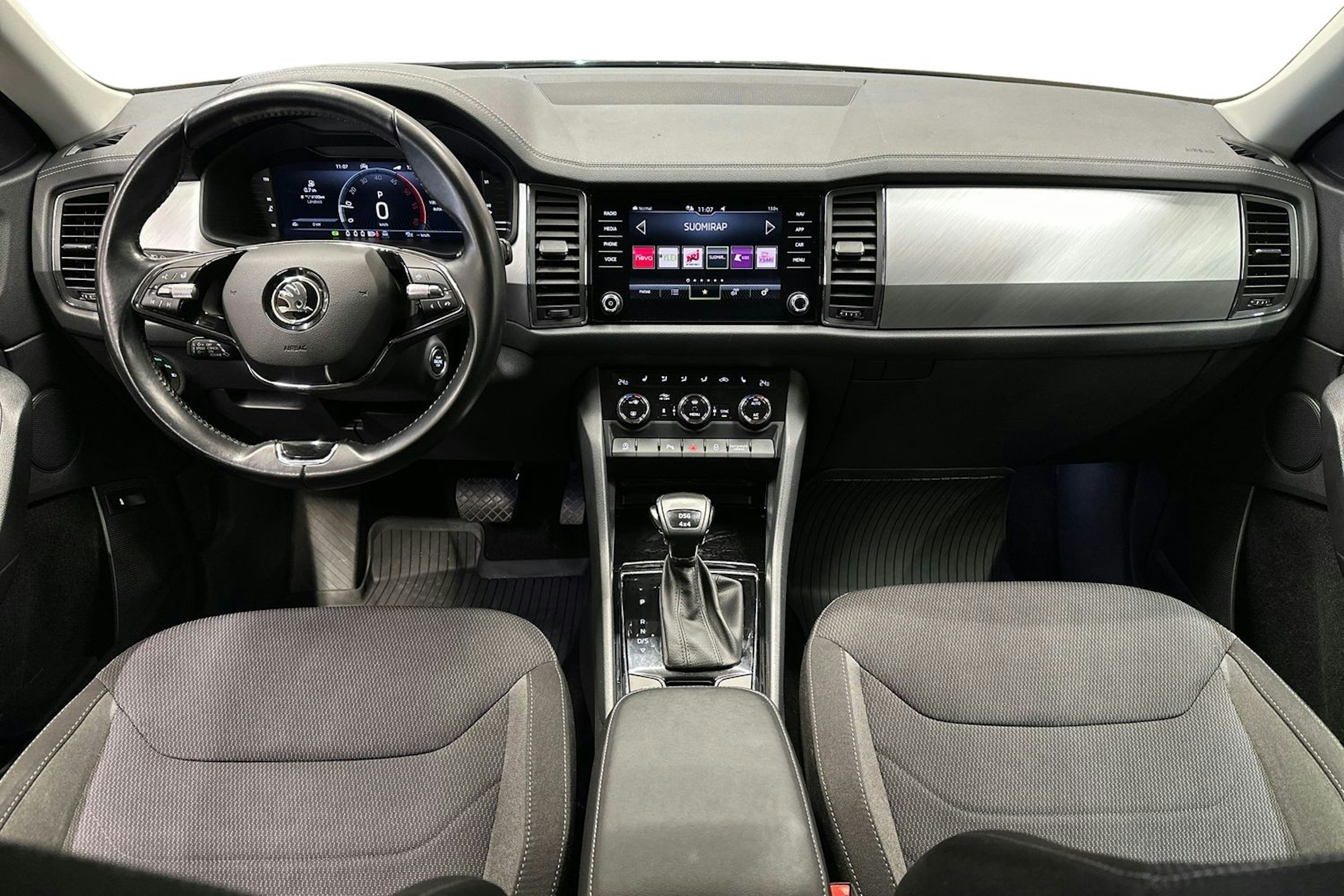 harmaa Skoda Kodiaq 2022 kuva 9.