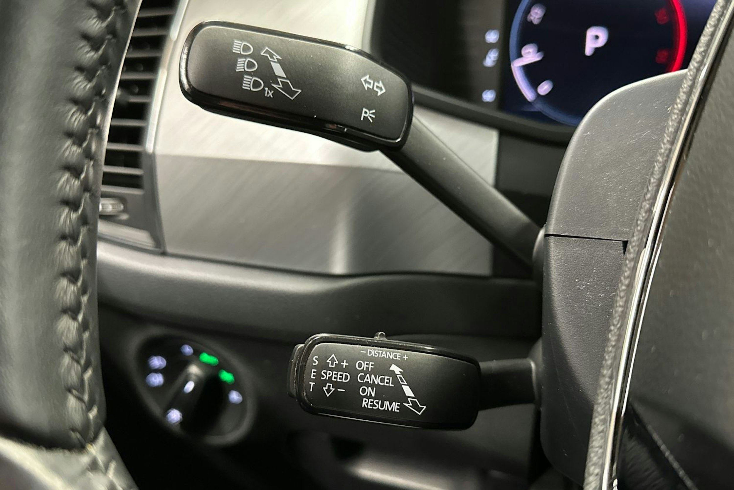harmaa Skoda Kodiaq 2022 kuva 23.