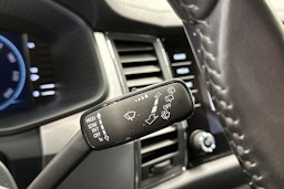 harmaa Skoda Kodiaq 2022 kuva 24.
