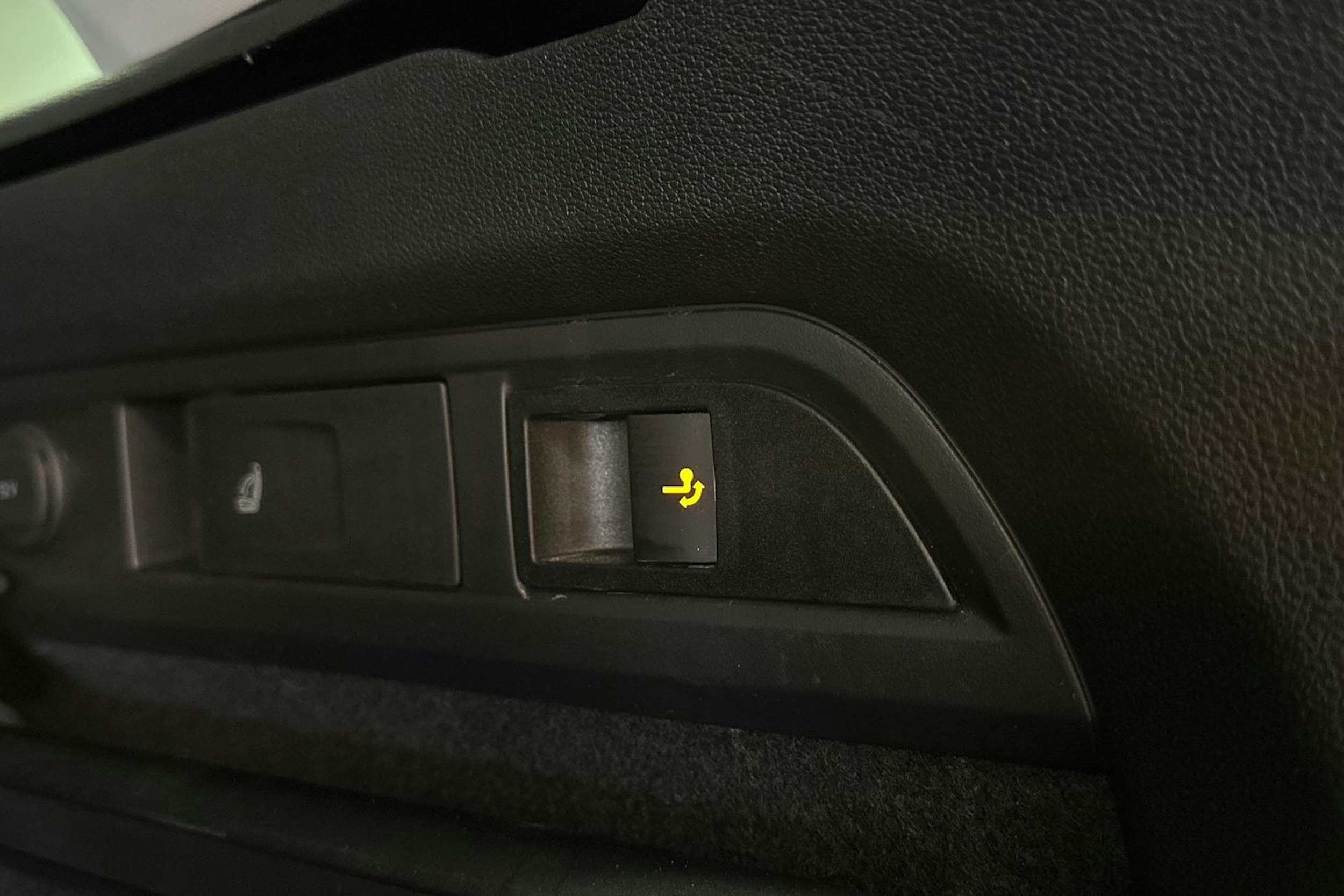 harmaa Skoda Kodiaq 2022 kuva 31.