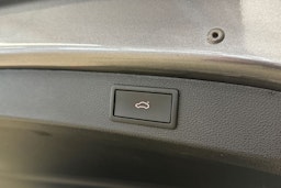 harmaa Skoda Kodiaq 2022 kuva 32.