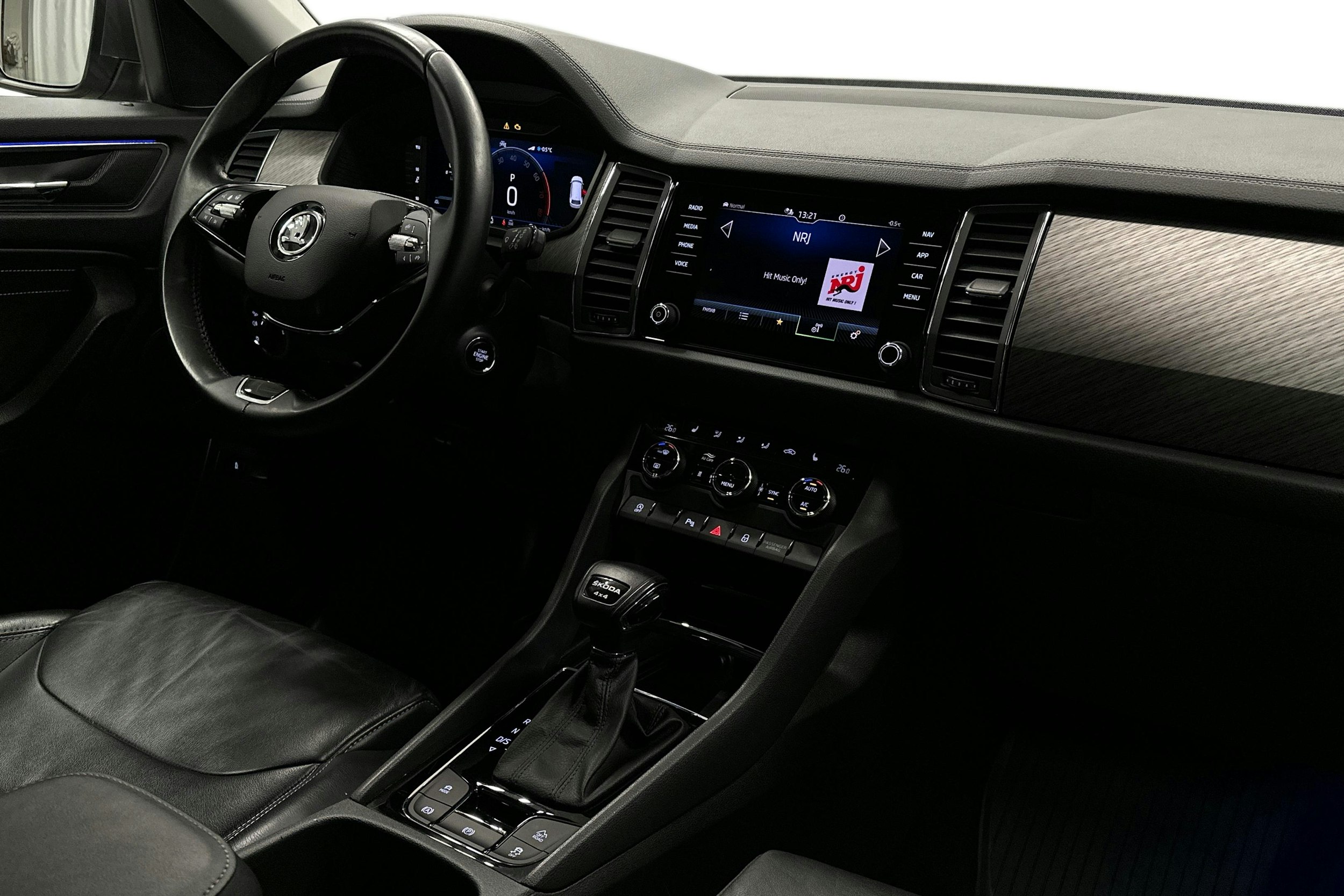 harmaa Skoda Kodiaq 2023 kuva 9.