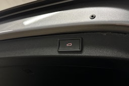 harmaa Skoda Kodiaq 2023 kuva 16.