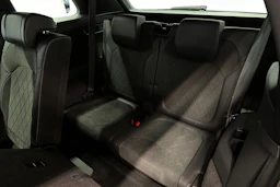 harmaa Skoda Kodiaq 2023 kuva 15.
