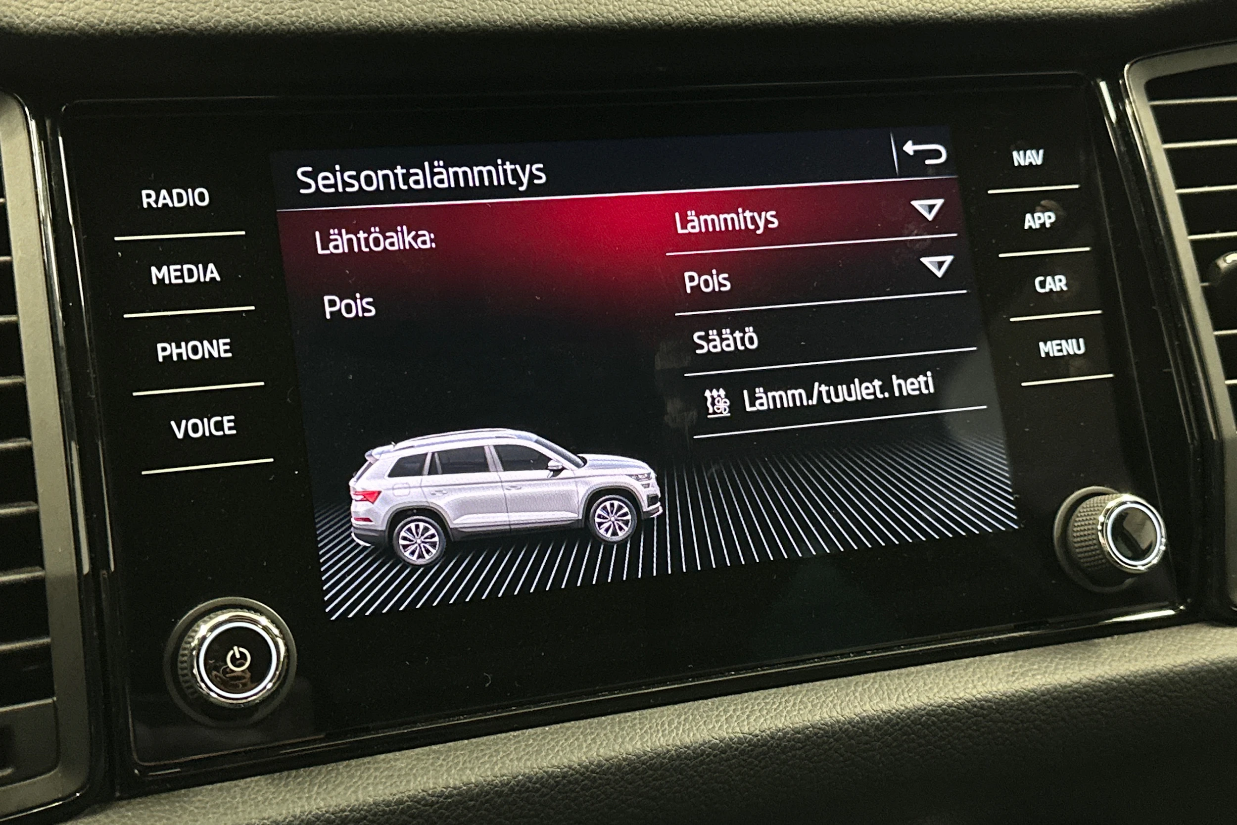 harmaa Skoda Kodiaq 2023 kuva 28.