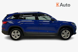 Sininen Skoda KODIAQ 2023 kuva 7.