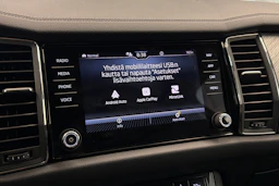 Harmaa Skoda KODIAQ 2023 kuva 27.