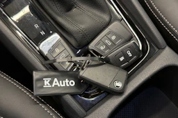 Harmaa Skoda KODIAQ 2023 kuva 34.