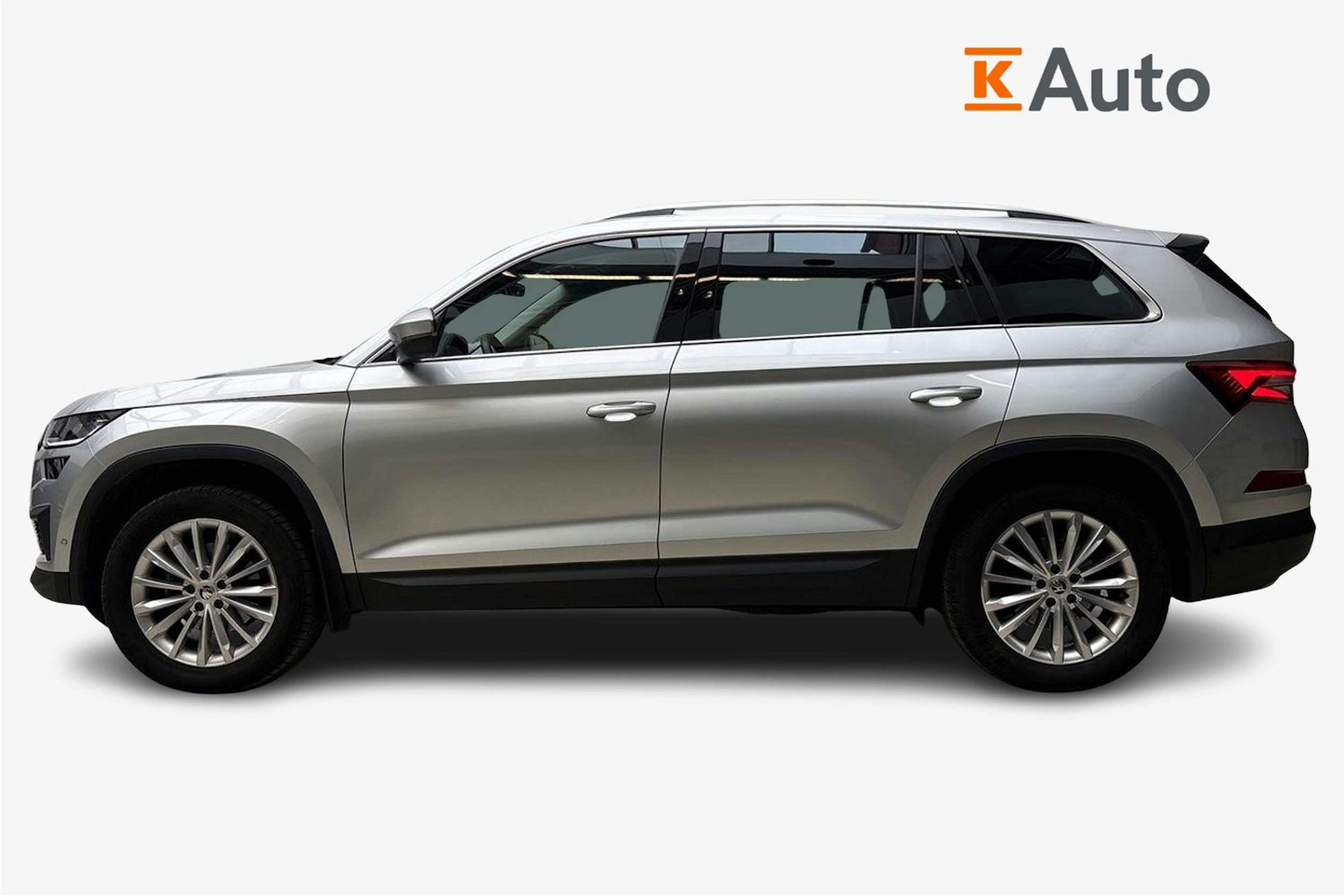 harmaa Skoda Kodiaq 2023 kuva 6.