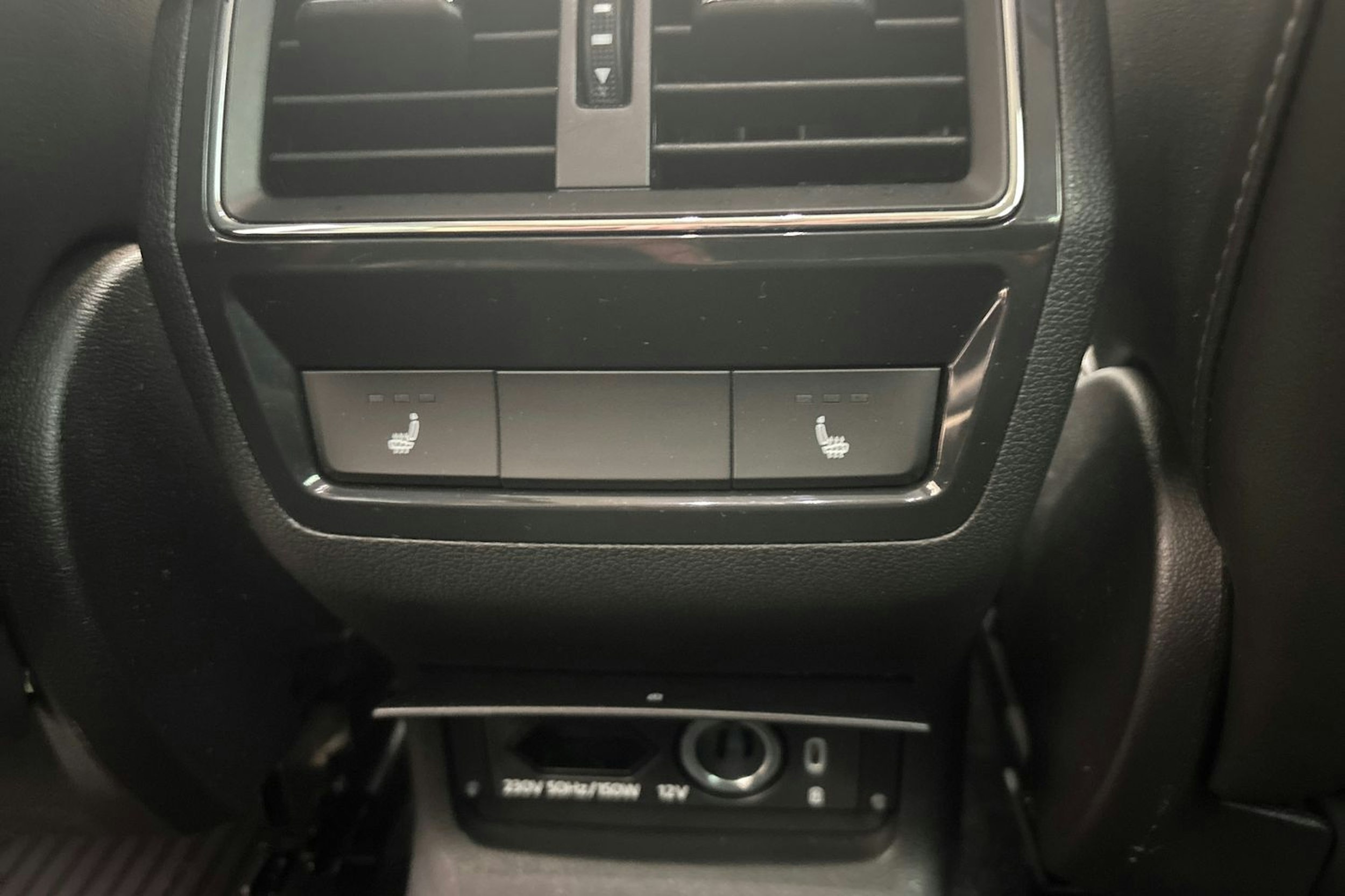 harmaa Skoda Kodiaq 2023 kuva 14.